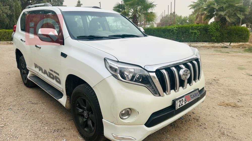 تۆیۆتا لاندكروزر پرادۆ